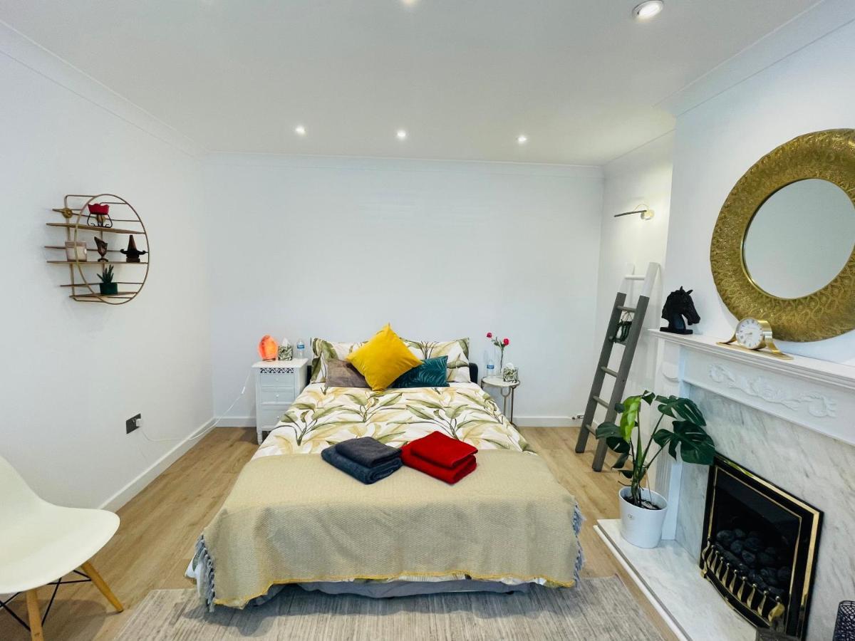 Rooms In A Beautiful House With Free On St Parking Brighton Exterior photo